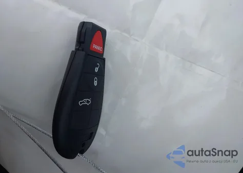 2010 Chrysler 300 Touring/Signature Series/Executive Series z USA, uszkodzony, nr VIN 2C3CA5CV2AH180310